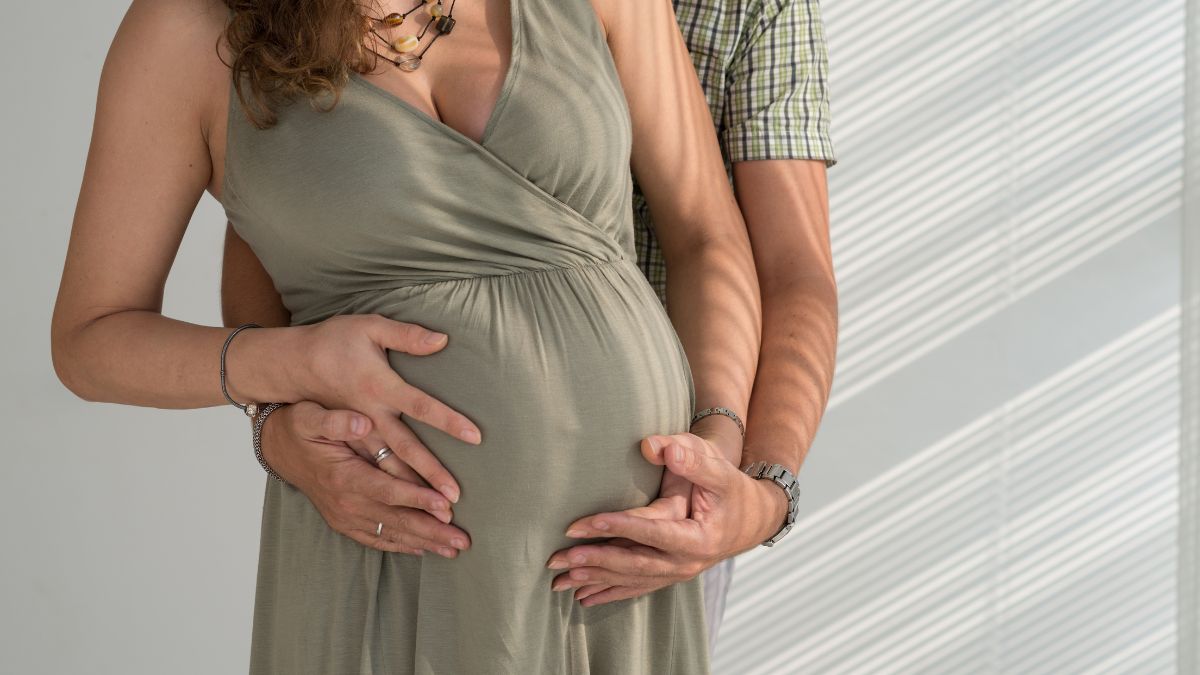 When do most couples stop having sex during pregnancy?